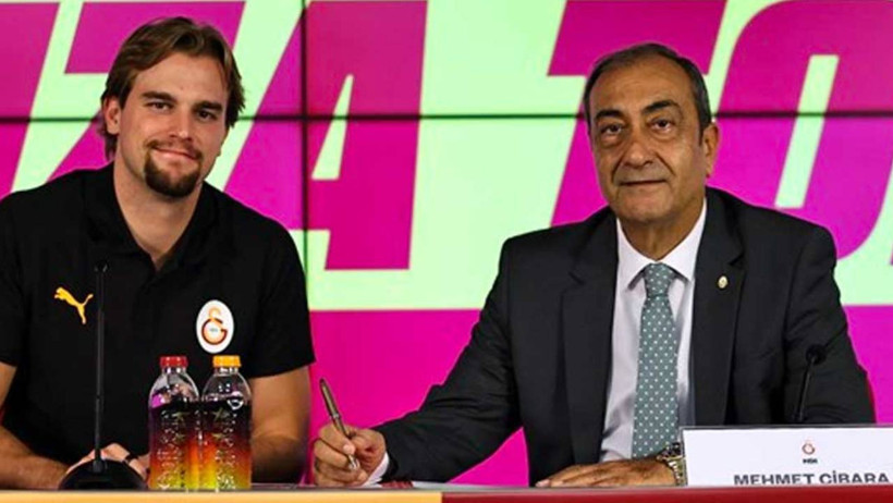 Galatasaray'da Yıldızlar Peş Peşe İmzayı Attı! Hayırlı Uğurlu Olsun - Resim : 1