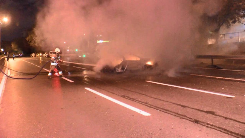 Esenler’de Gece Yarısı Can Pazarı: Otomobil Takla Atıp Alev Aldı, 5 Kişi Yaralandı - Resim : 4
