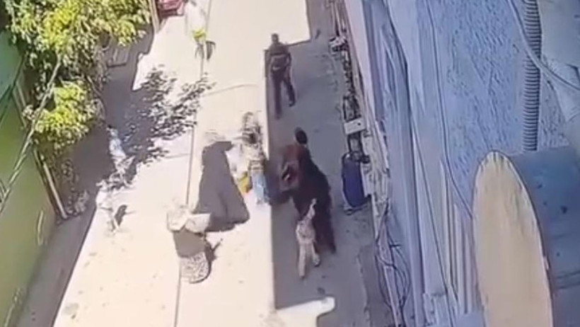 Bursa’da Dehşet: Kucağında Çocuğu Olan Anneyi Darbettiler! O Anlar Kamerada - Resim : 2