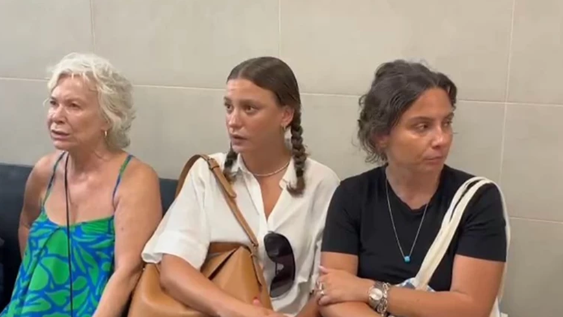 240 Gün Sonra ‘Sektör Bana Sahip Çıkmadı’ Diyerek Sitem Etmişti! Ünlülerden Ayşe Barım’a Limitli Destek - Resim : 4