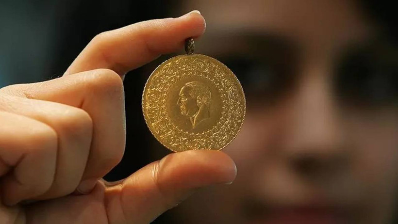 Altın Haftaya Rekorla Başladı: Gram Altın 5 Bin Liraya Koşuyor - Resim : 1