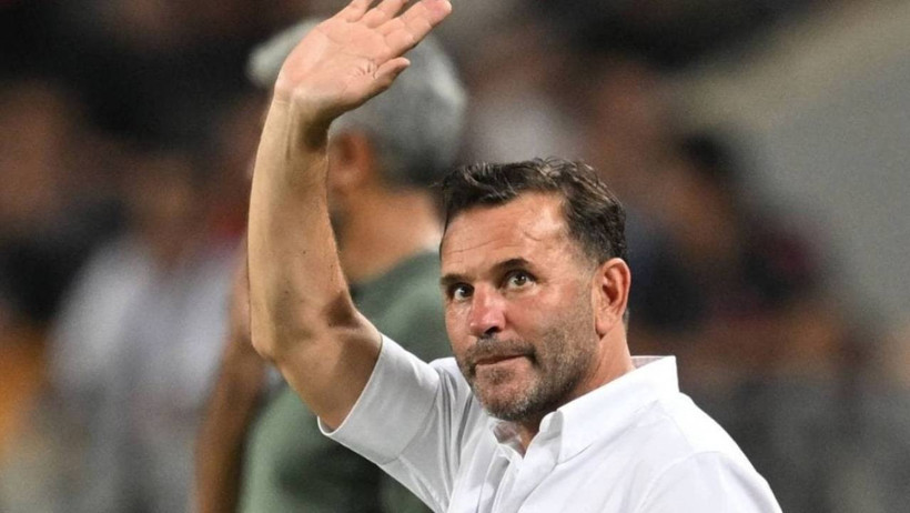 Okan Buruk’un Tahtı Yerle Bir Oluyor! Galatasaraylı Yöneticinin Görüştüğü Ünlü Teknik Direktörü Resmen Açıkladılar - Resim : 1