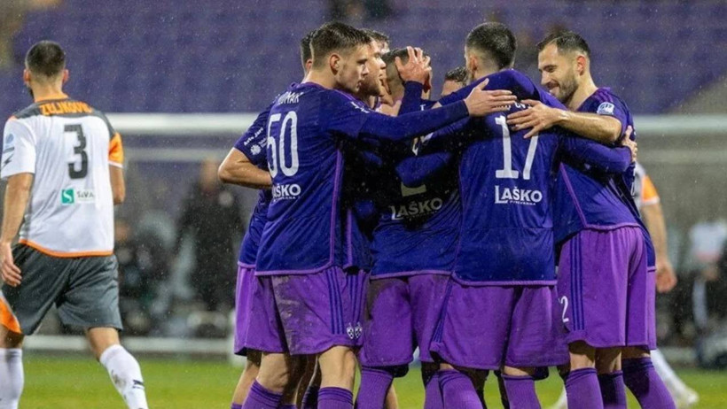 Acun Ilıcalı’ya Büyük Şok! Yumruk Yumruğa Birbirine Girdiler - Resim : 1