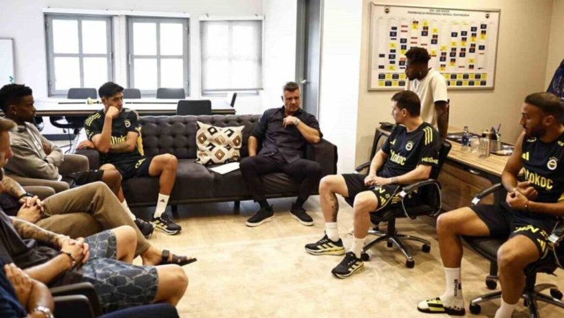Fenerbahçe’de Deprem! Sadettin Saran’dan Ayrılık Kararı: Toplantıda Açık Açık Yüzüne Söyledi - Resim : 1