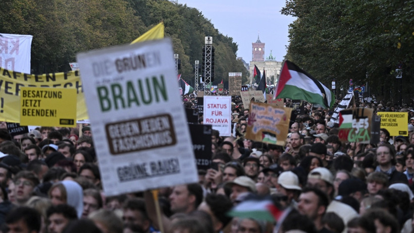 Avrupa’nın Kalbinde Gazze Yürüyüşü... 100 Bin Kişi Katıldı - Resim : 1