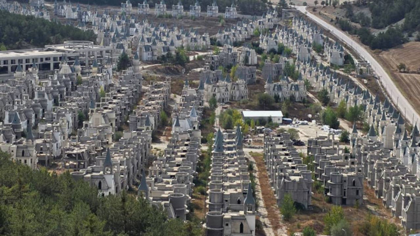 Tanju Özcan'dan 'Şato Villalar' Çağrısı: 'Milli Servettir, Bize Verin' - Resim : 1