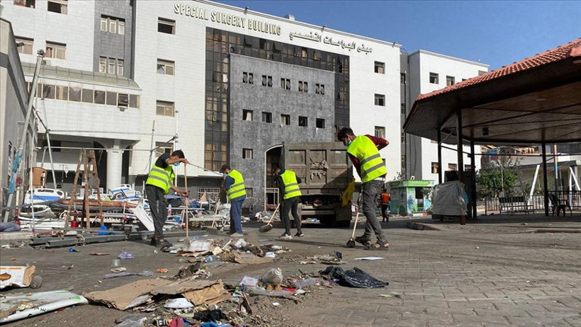 İsrail Yine Gazze'de Şifa Hastanesi Çevresini Bombaladı! Çok Sayıda Yaralı Var - Resim : 1