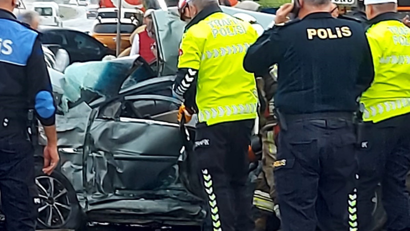 Ankara’da Feci Kaza! 3 Ölü, 2 Yaralı - Resim : 1