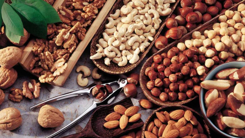 Kuru Yemiş Lüks Oldu! Antep Fıstığı 1.700 TL, Ceviz 1.000 TL’ye Çıktı - Resim : 1