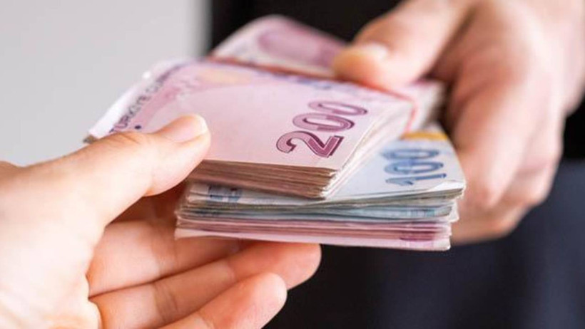 Vatandaşın Kamburu Ağırlaşıyor: Kredi Kartı Borçları Katlandı - Resim : 1