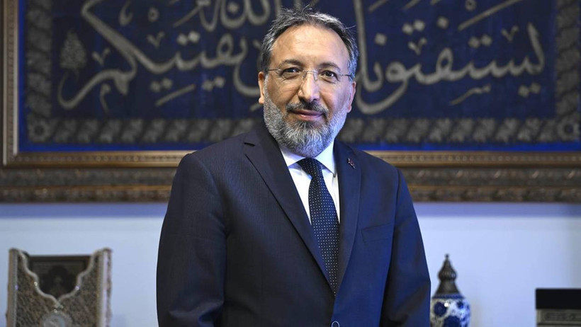Diyanet’te Yeni Dönem: Cübbelerde Düğme Kalkıyor, Gösterişe Sınırlama Geliyor - Resim : 2