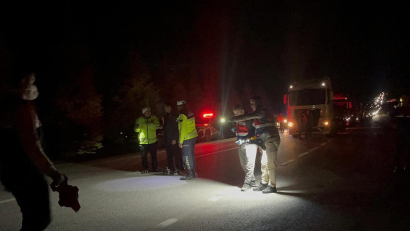 AKP'li Vekil Trafik Kazası Geçirdi! 1 Ölü, 4 Yaralı - Resim : 3