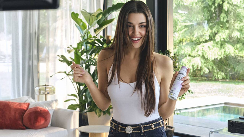 Hande Erçel Bu Sefer Türkiye Değil İtalya Basınında Manşet! O Sözleri Ülkeyi Salladı - Resim : 2