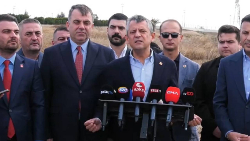 Özgür Özel, Meclis Açılışının Ardından İlk Kez Konuştu: 'Cumhurbaşkanı'nı Dinleyecek Halimiz Yoktu' - Resim : 1