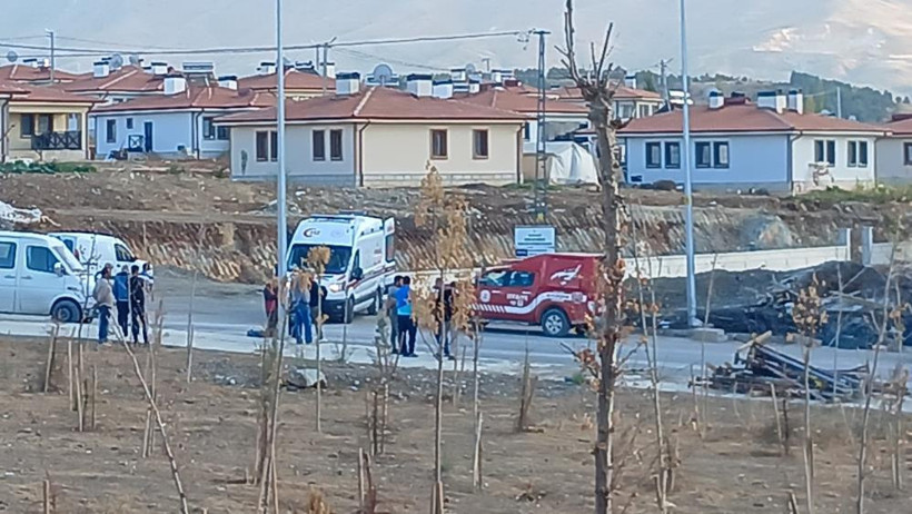 Malatya'da İnşaatta Kalıp Çöktü: İşçiler Yaralandı - Resim : 1