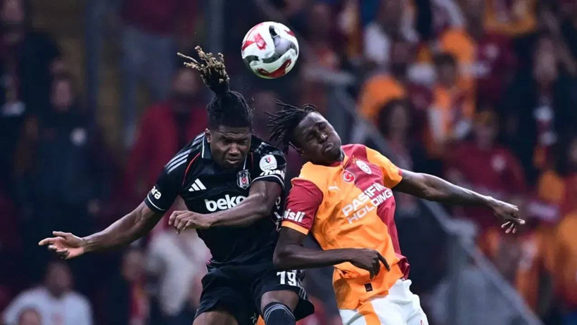 Galatasaray Sakatlığı Resmen Açıkladı: Okan Buruk'un Tüm Planları Altüst Olacak, 3 Hafta Sahaya Adım Atamayacak - Resim : 1