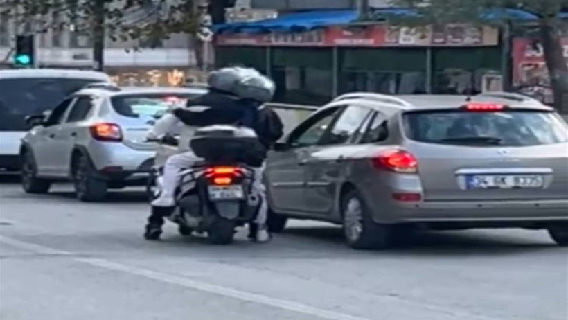 İstanbul'da Aynı İlçede Aynı Anda İki Trafik Magandası! Araca Yumruk Atıp Camını Kırdı - Resim : 1