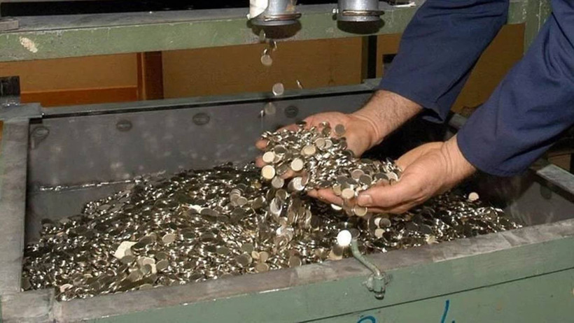 8 Ay Sonra İlk: Yeni Madeni Paralar Tedavüle Girdi - Resim : 1