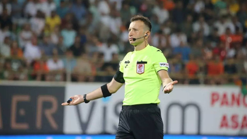 Hacıosmanoğlu Elini Masaya Vurdu! TFF’den Galatasaray’ı Yıkan Karar - Resim : 1