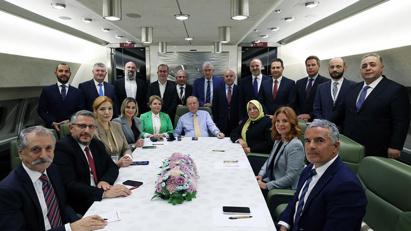 Cumhurbaşkanı Erdoğan'dan Kritik Mesajlar: ‘Trump’ın Hamas Ricası Oldu, Türkiye Suriye’yi Yakından İzliyor’ - Resim : 1