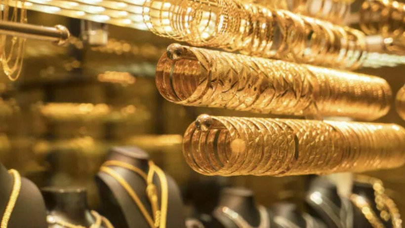 Altın Zirveden Döndü: Gece Yarısı Gelen Haber Tüm Dengeleri Değiştirdi - Resim : 1