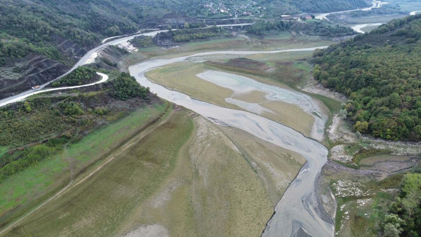 İstanbul'un Temel Su Kaynağında Alarm! Baraj Doluluğu Dibe Vurdu - Resim : 1
