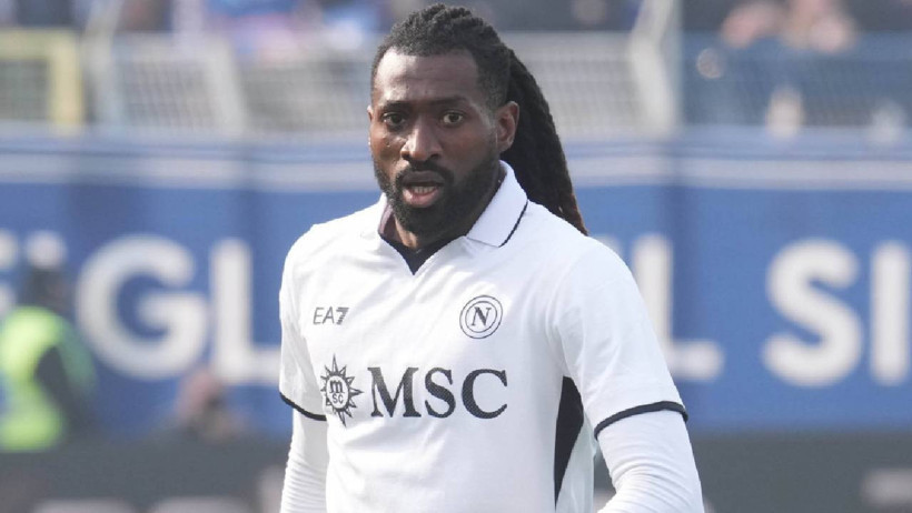 Dursun Özbek’ten Beklenmedik Okan Buruk Kararı: Takımda Fırtınalar Kopacak! Yeni Zam Krizi Yolda - Resim : 2