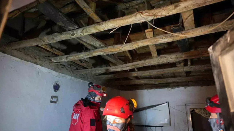 Düğün Hazırlığı Sırasında Facia! Tavan Çöktü, 6 Kişi Altında Kaldı - Resim : 1