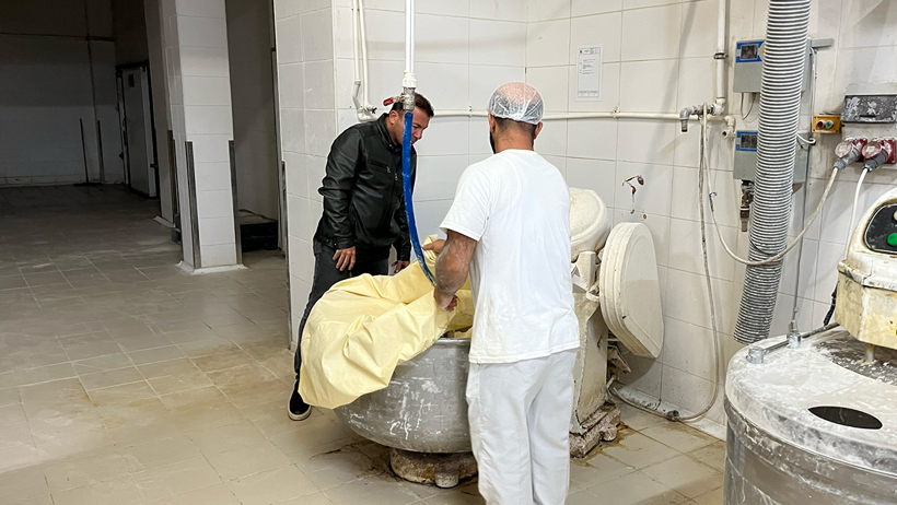 Denizli'de Halk Ekmek Fabrikasında Skandal! Mide Bulandıran İddia Gerçek Oldu, Denetimde Ölü Fare Bulundu - Resim : 1