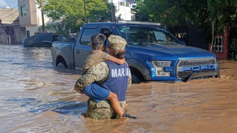 Meksika’yı Sel Vurdu! 28 Ölü, Yüzlerce Kayıp - Resim : 1