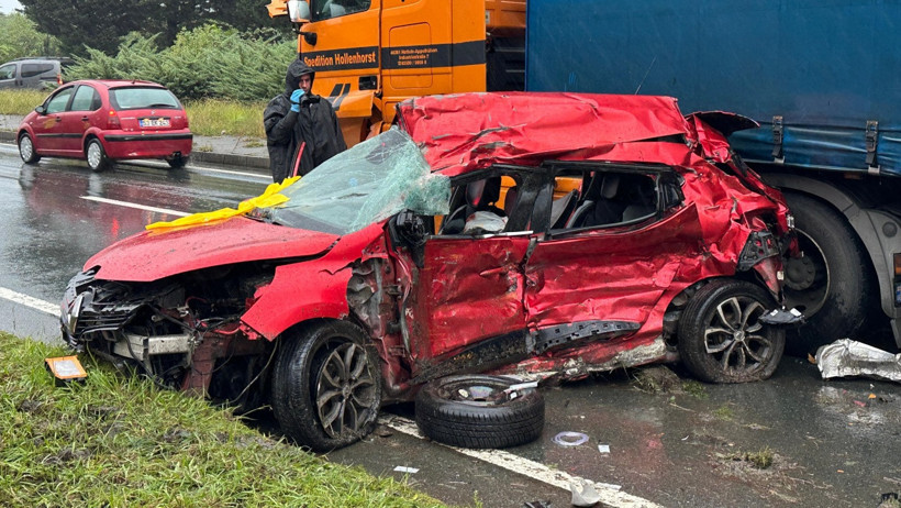 Rize'de Feci Kaza! Karşı Şeride Geçti, Kurtulan Olmadı - Resim : 1