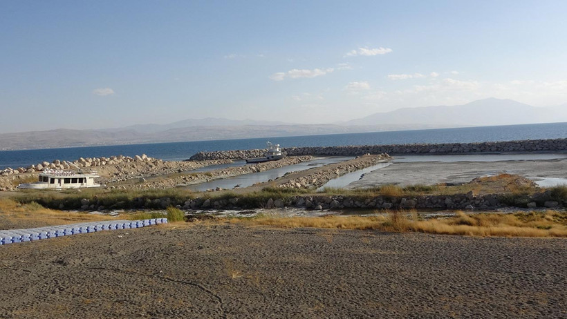 Türkiye’nin En Büyük Gölü Yok Oluyor! Haritalar Değişiyor, Tehlike Derinleşiyor - Resim : 3