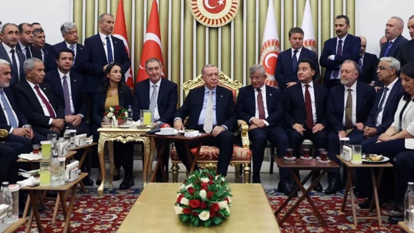 Ali Babacan'la İlgili Dikkat Çeken İddia: 'Partisini Kapatıp AKP'ye Dönebilir' - Resim : 1
