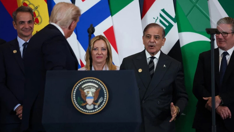 Trump Gazze Zirvesinde Liderlere Zor Anlar Yaşattı: Başbakan 'Cumhurbaşkanı' Oldu, Nobel Vermeyenler Dilinden Kurtulamadı - Resim : 2