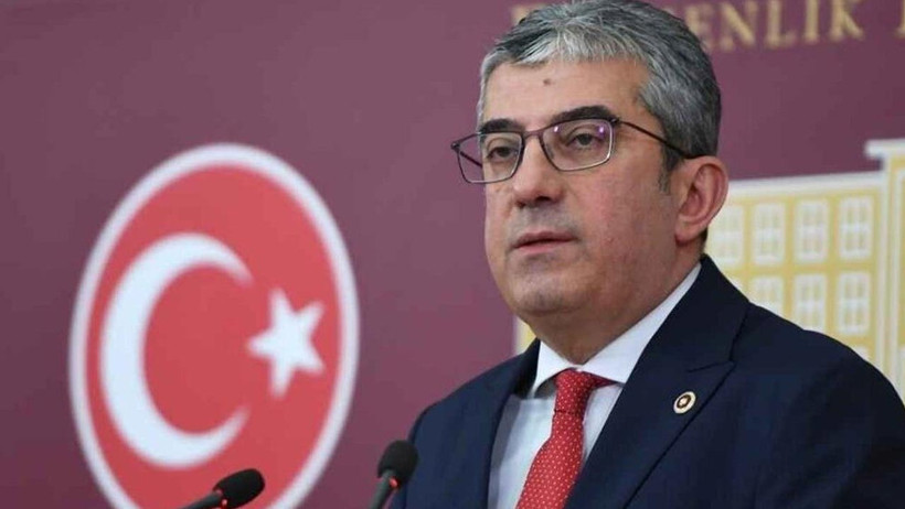 TBMM’de Tansiyon Yükseldi! Mikrofonlar Kapanmadı, Suçlamalar Havada Uçuştu - Resim : 2