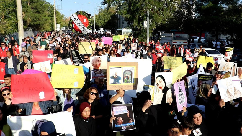 Diyarbakır’da Rojin İçin Yürüyüş: Ailesinden Acı Feryat… ‘Katili Dışarıda Gezmesin’ - Resim : 1