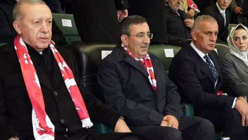 Milli Takımda Prim Pazarlığı! Oyuncular Toplanıp Karar Aldı: Hacıosmanoğlu 250 Bin Euroyu Direkt Olarak Kesti - Resim : 1