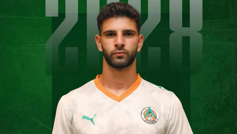 Süper Lig’in Parlayan Yıldızıydı: Türk Oyuncuyu Romanya Milli Takımı'na Davet Ettiler - Resim : 2