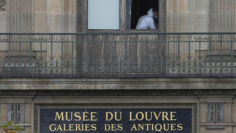 Fransa’yı Ayağa Kaldıran 7 Dakika: Louvre Müzesi'ndeki Soygun Nasıl Gerçekleşti? İşte Perde Arkası… - Resim : 1