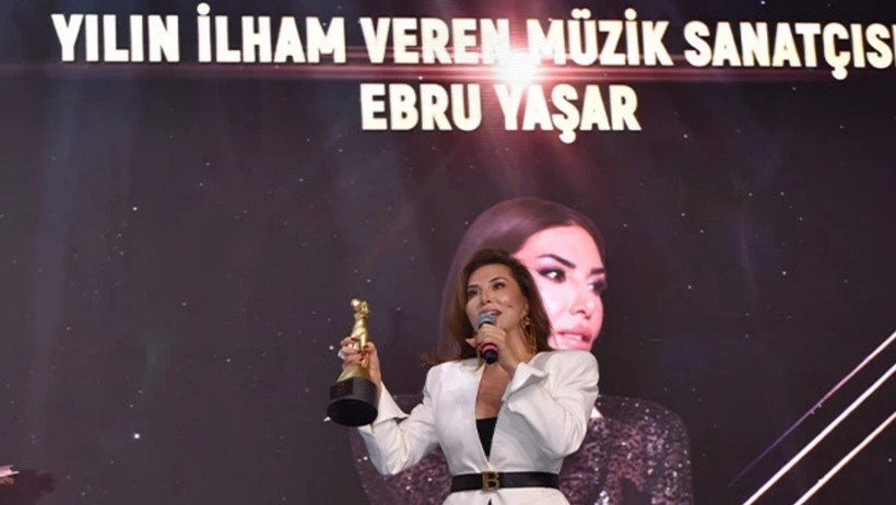 Ebru Yaşar’a 'Yılın İlham Veren Sanatçısı' Ödülü: Filistin Konuşmasıyla Büyük Alkış Aldı - Resim : 2