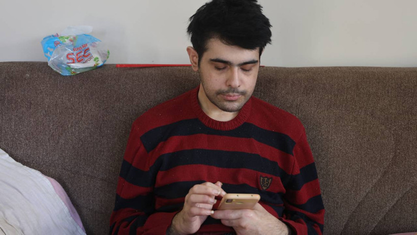 Türkiye Onu Konuşmuştu... Barış'tan Ailelere Tavsiye: 'Küçükken Çocuklara Telefon Vermeyin' - Resim : 2