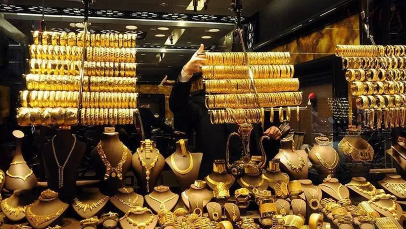 Altın Sert Çakıldı: Gram Altın Saatler İçinde Buharlaştı! Yatırımcılar Panikte - Resim : 1