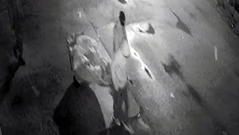 Adana’da Film Gibi Olay: Hırsız Tuvaletini Yaptı, Suçu Ortada Bıraktı! 1 Milyonluk Kasa Hırsızlığı Böyle Çözüldü - Resim : 1