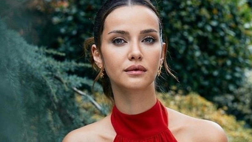 İrem Helvacıoğlu, Ailesiyle Ölümden Dönmüştü! Kaza Anı Görüntüleri Ortaya Çıktı - Resim : 1