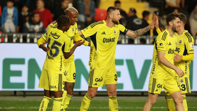 Fenerbahçe Zorlu Gaziantep Deplasmanında Gol Olup Yağdı! - Resim : 1