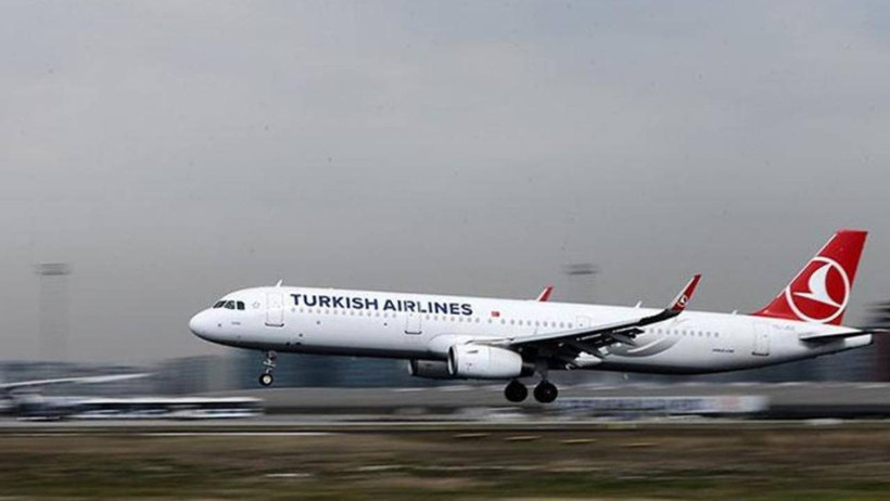 THY Uçağında Bomba Alarmı! Yaptığı Şaka Pahalıya Patladı! Yolcu Yaka Paça Gözaltına Alındı - Resim : 1