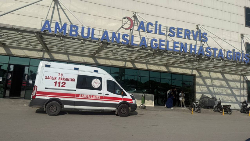 Mersin’de Okulda Gıda Zehirlenmesi Paniği: 26 Öğrenci Hastaneye Kaldırıldı - Resim : 1