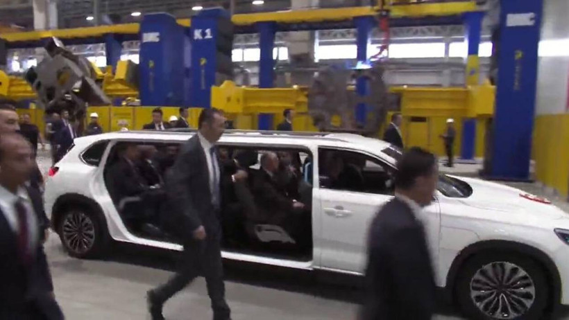 Limuzin Togg İlk Kez Görücüye Çıktı! Cumhurbaşkanı Erdoğan Özel Modelle Törene Geldi - Resim : 1