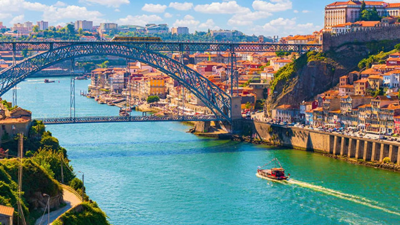 Türklere Avrupa Kapısı Açılıyor: Aylık 43 Bin TL Geliri Olanlara AB Oturum İzni Verilecek - Resim : 1