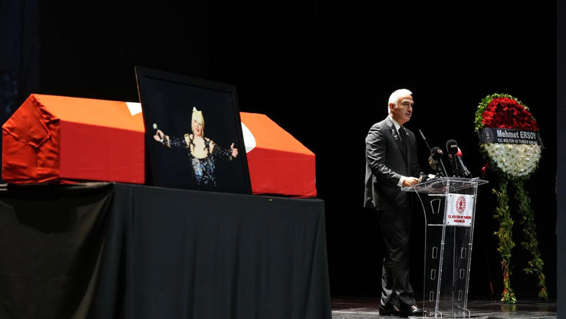 Türk Sanat Müziğinin Efsanesi Muazzez Abacı’ya Son Veda! - Resim : 4